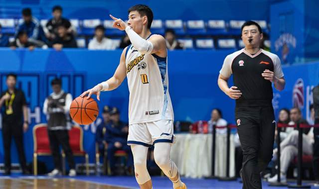MK体育官方入口-广厦输球揪出头号罪人!昔日夺冠奇兵7中2,他根本无法代替孙铭徽