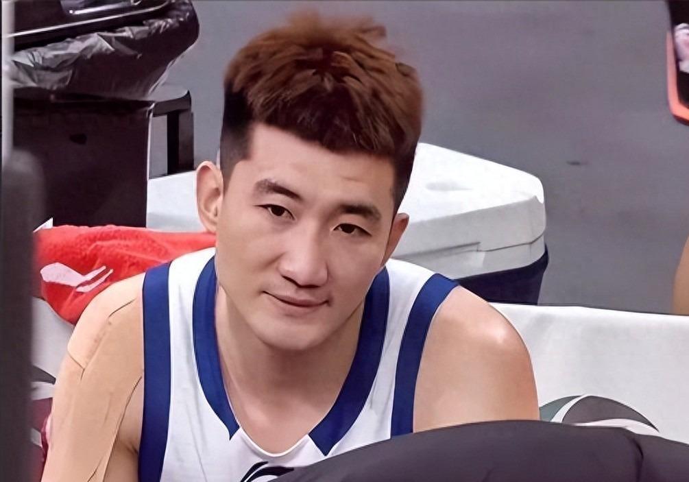 MK体育官方入口-上海男篮110-77广厦后,不得不承认3个事实,王博没了叫板的底气